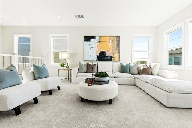 161 Walworth, Lake Forest, CA 92630