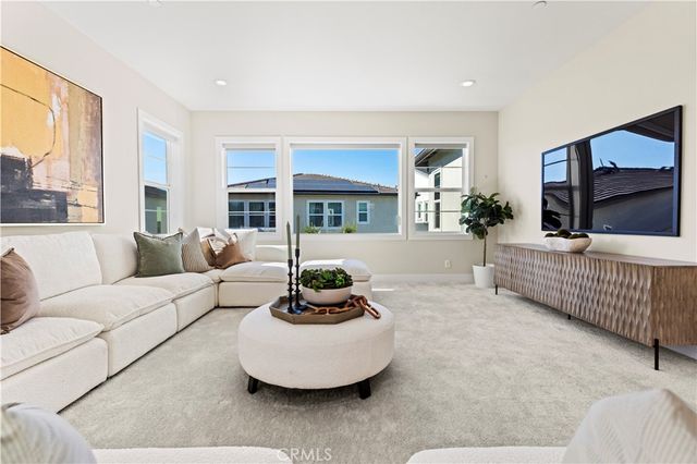 161 Walworth, Lake Forest, CA 92630