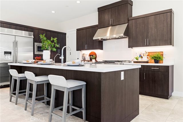 161 Walworth, Lake Forest, CA 92630