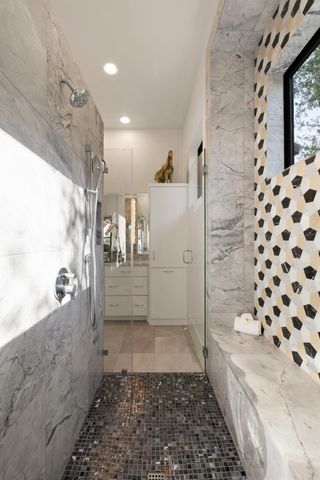 8408 CARRANZO DR, Austin, TX 78735