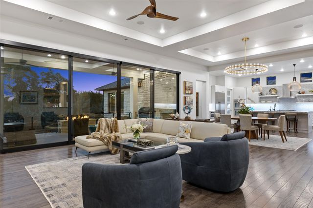 8408 CARRANZO DR, Austin, TX 78735