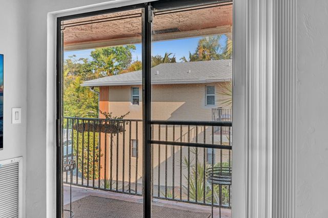 1826 N Dixie Highway 204, Fort Lauderdale, FL 33305