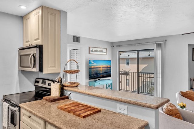 1826 N Dixie Highway 204, Fort Lauderdale, FL 33305