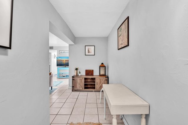 1826 N Dixie Highway 204, Fort Lauderdale, FL 33305