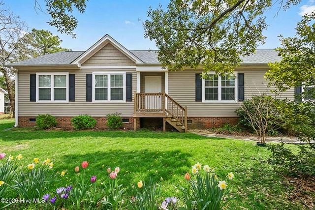 110 NE 67th Street, Oak Island, NC 28465