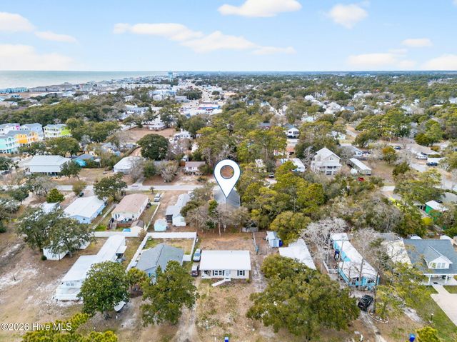 110 NE 67th Street, Oak Island, NC 28465