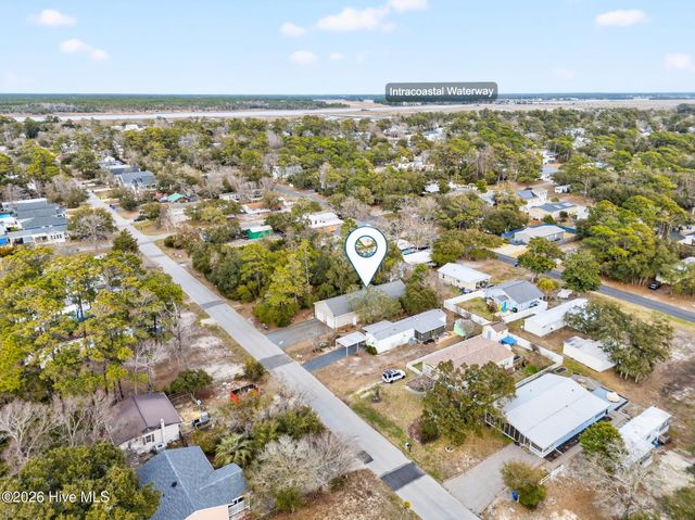 110 NE 67th Street, Oak Island, NC 28465