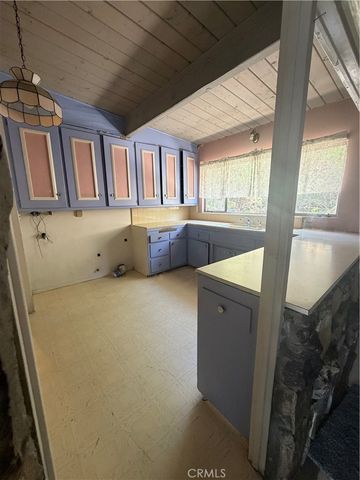 2020 Thomas, Los Angeles, CA 90031