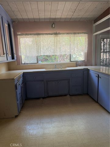 2020 Thomas, Los Angeles, CA 90031
