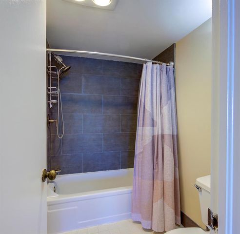 3040 Lake Shore Drive 502, Riviera Beach, FL 33404