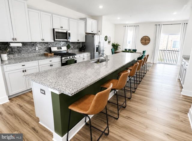 4152 SKIPTON PL, White Plains, MD 20695