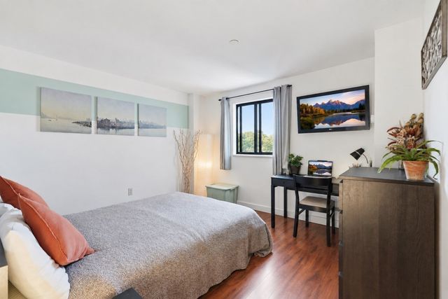 65 Lake Ave 830, Worcester, MA 01604