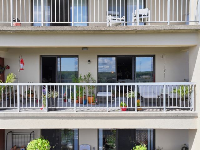 65 Lake Ave 830, Worcester, MA 01604