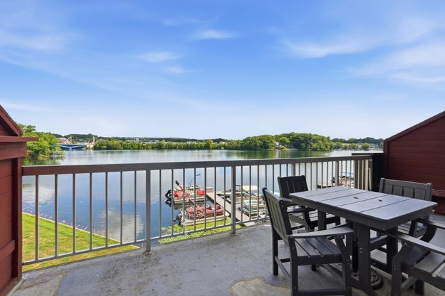 65 Lake Ave 830, Worcester, MA 01604