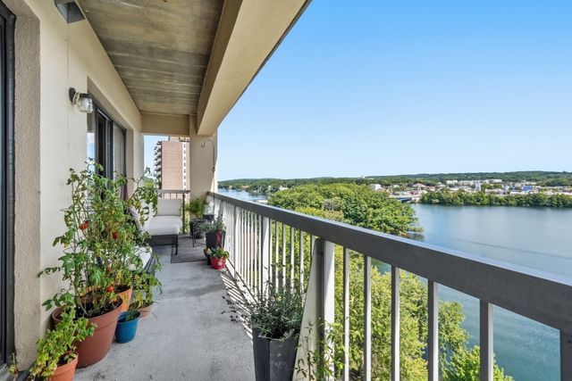 65 Lake Ave 830, Worcester, MA 01604