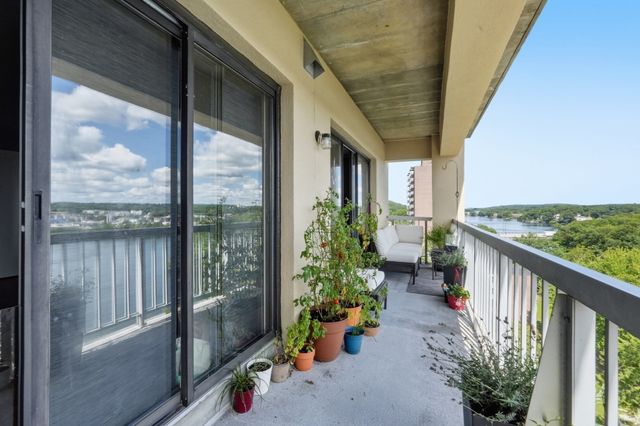 65 Lake Ave 830, Worcester, MA 01604