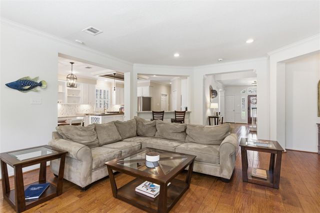 1423 Fall Wood Drive, Sugar Land, TX 77479