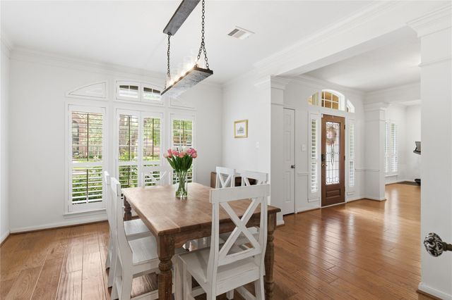 1423 Fall Wood Drive, Sugar Land, TX 77479