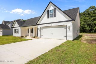 165 Vista Cay Drive, Hubert, NC 28539