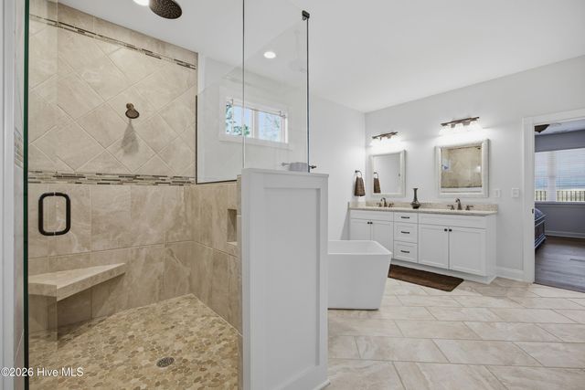 23 Stonegate Circle, Hampstead, NC 28443