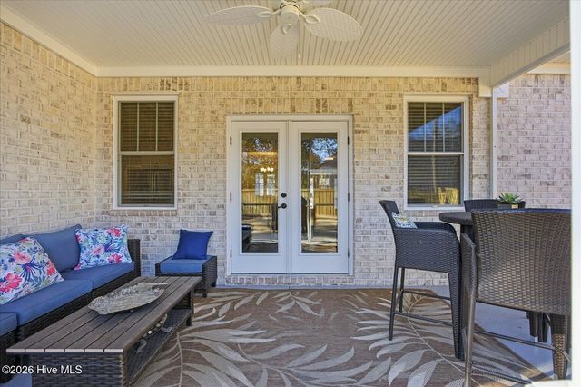 23 Stonegate Circle, Hampstead, NC 28443