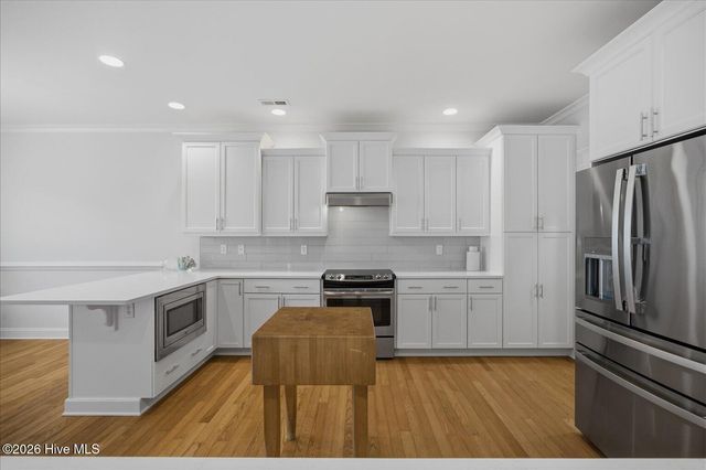 23 Stonegate Circle, Hampstead, NC 28443