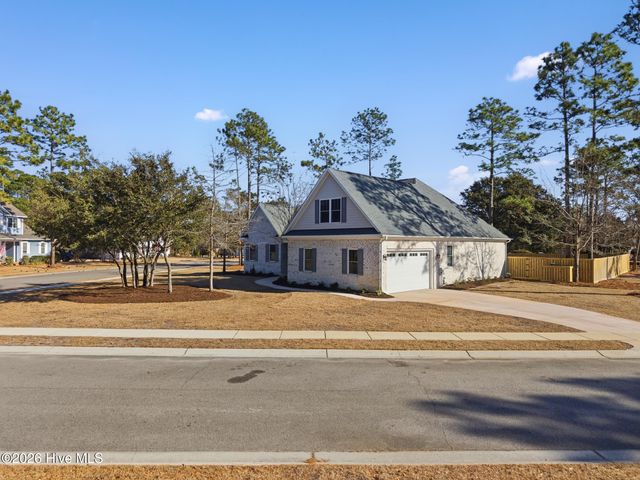 23 Stonegate Circle, Hampstead, NC 28443