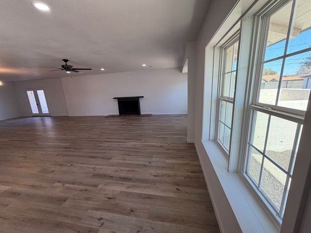 1900 W Tennessee Ave, Midland, TX 79701