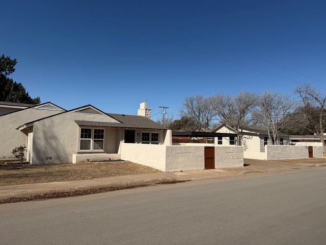 1900 W Tennessee Ave, Midland, TX 79701