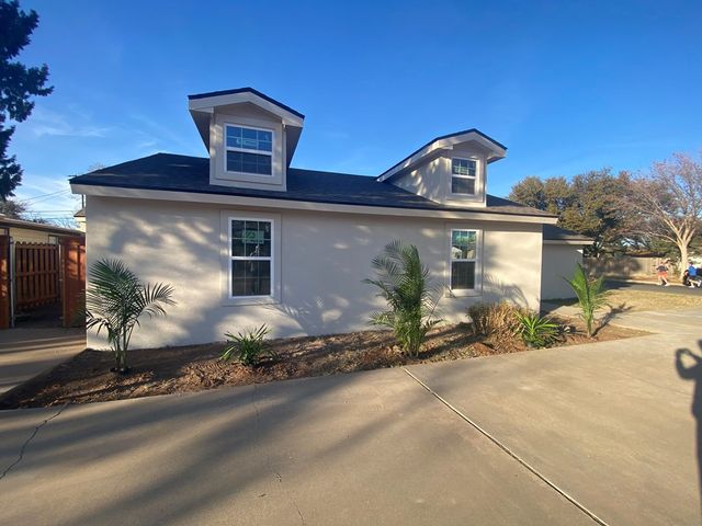 1900 W Tennessee Ave, Midland, TX 79701