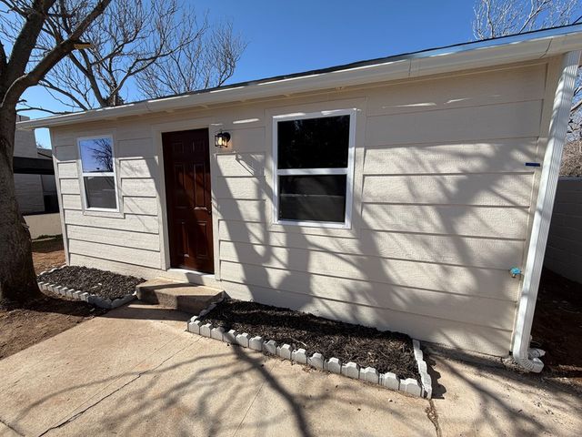 1900 W Tennessee Ave, Midland, TX 79701