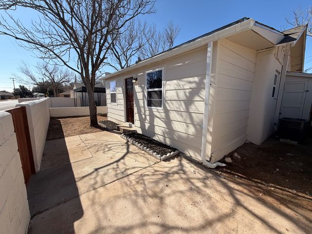 1900 W Tennessee Ave, Midland, TX 79701