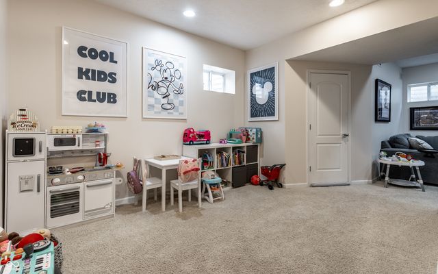 11833 Wedgeport Lane, Fishers, IN 46037