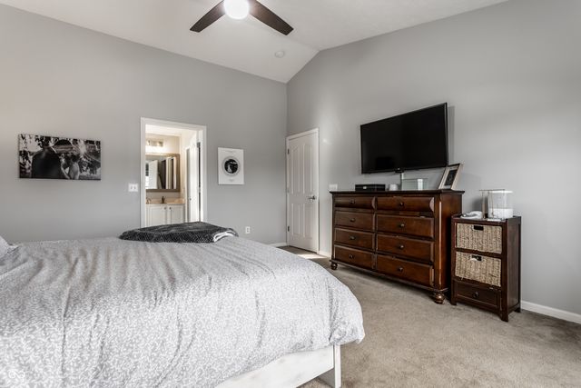 11833 Wedgeport Lane, Fishers, IN 46037