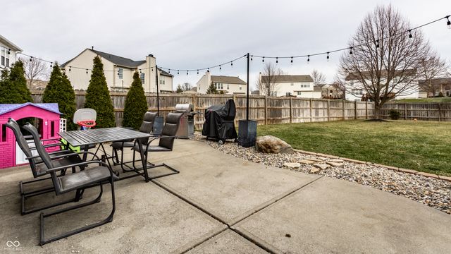 11833 Wedgeport Lane, Fishers, IN 46037