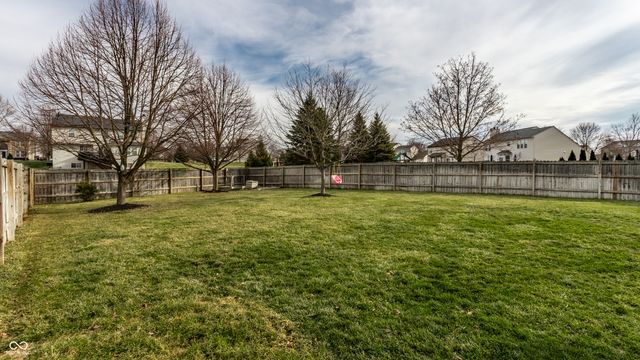 11833 Wedgeport Lane, Fishers, IN 46037