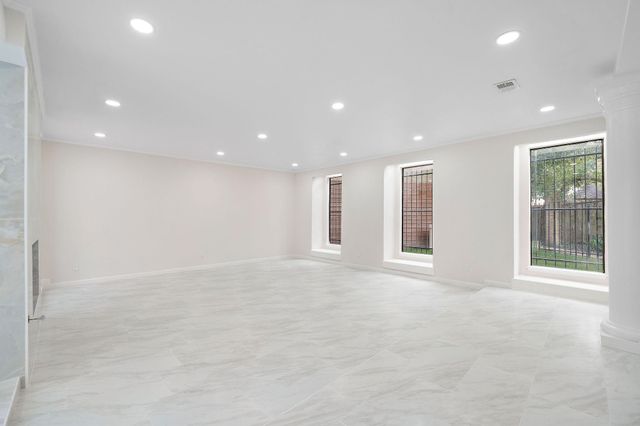 1111 Potomac Drive B, Houston, TX 77057
