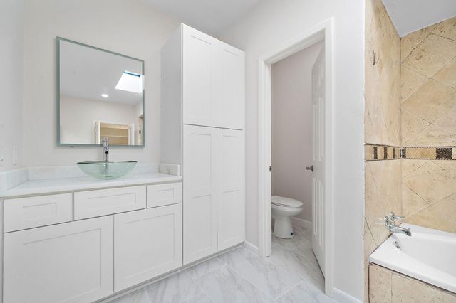 1111 Potomac Drive B, Houston, TX 77057