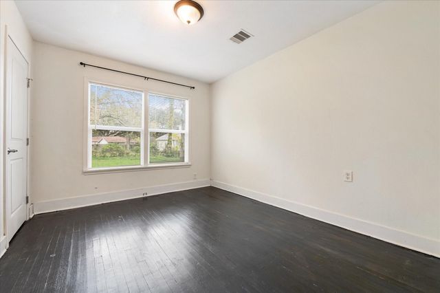 1801 W Houston Drive, La Marque, TX 77568