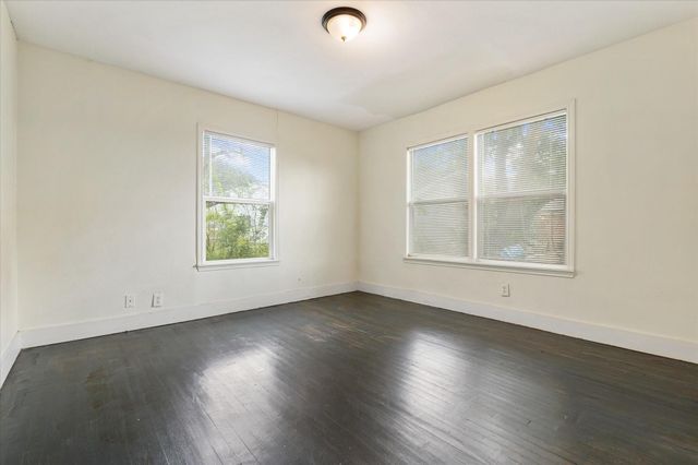 1801 W Houston Drive, La Marque, TX 77568