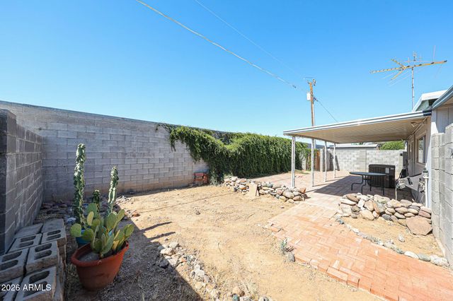 10737 W SACK Drive, Peoria, AZ 85373