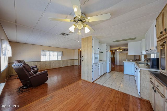 10737 W SACK Drive, Peoria, AZ 85373