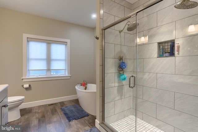 1584 HARRISBURG AVE, Mount Joy, PA 17552