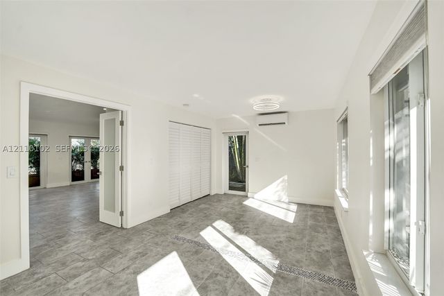 1224 NE 13th Ave 2, Fort Lauderdale, FL 33304