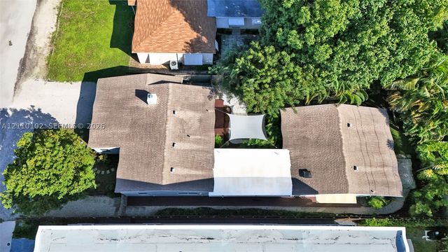 1224 NE 13th Ave 2, Fort Lauderdale, FL 33304