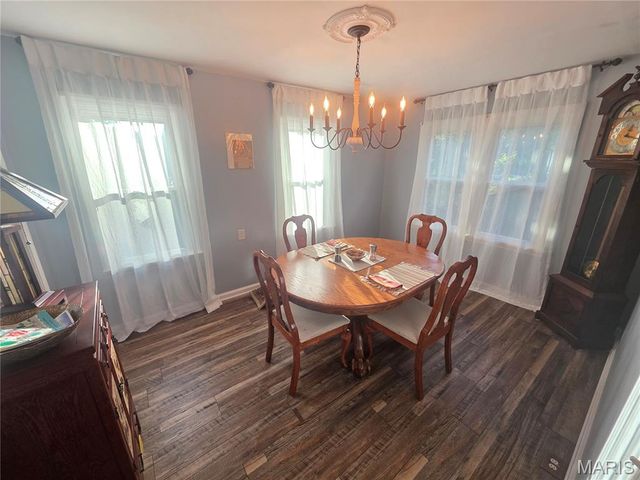 260 N 4th Street, Ste Genevieve, MO 63670