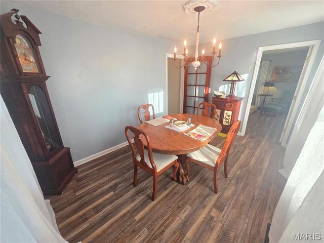 260 N 4th Street, Ste Genevieve, MO 63670