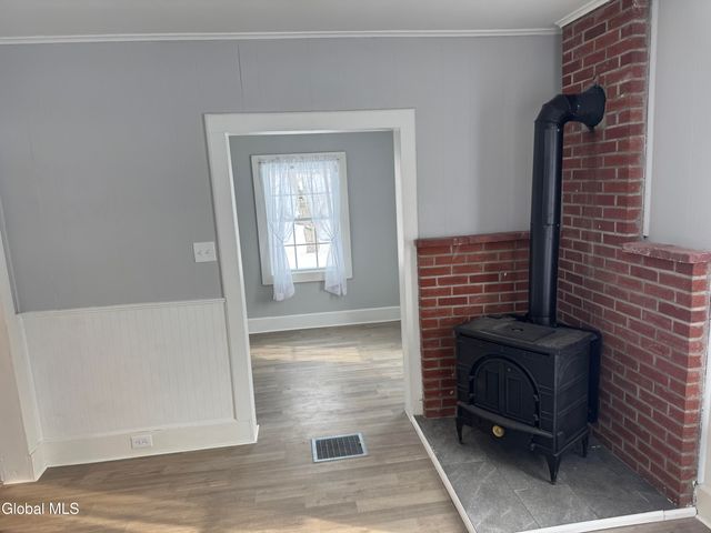 108 Old Peck Hill Road, Gloversville, NY 12078