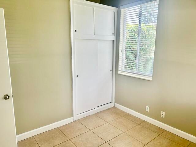 2548 Gulfstream Lane, Fort Lauderdale, FL 33312