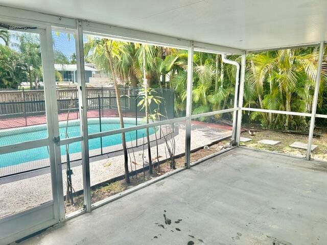 2548 Gulfstream Lane, Fort Lauderdale, FL 33312